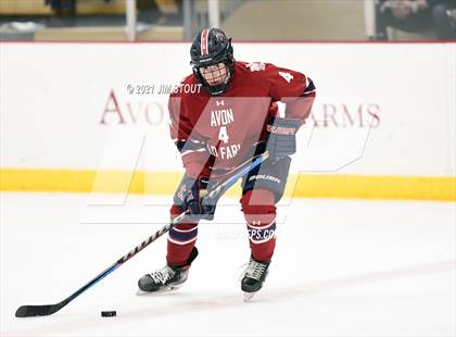 Thumbnail 3 in Kent vs. Avon Old Farms (Avon Christmas Classic Final) photogallery.