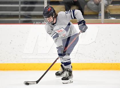 Thumbnail 3 in Kent vs. Avon Old Farms (Avon Christmas Classic Final) photogallery.
