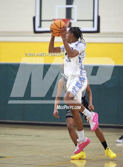 Thumbnail 1 in Matanzas vs Davenport (Martin Luther King Jr. Showcase) photogallery.