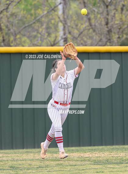 Thumbnail 1 in Marshall vs Churchill photogallery.