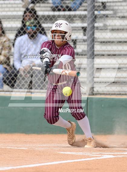 Thumbnail 3 in Marshall vs Churchill photogallery.