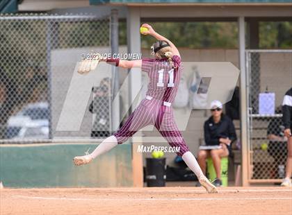 Thumbnail 3 in Marshall vs Churchill photogallery.