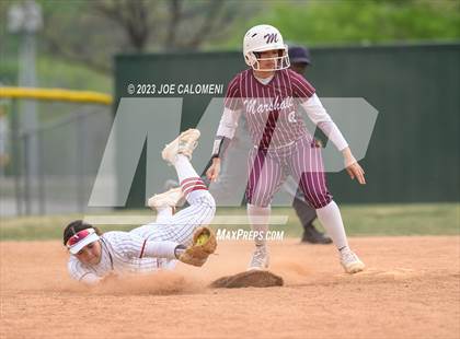 Thumbnail 3 in Marshall vs Churchill photogallery.