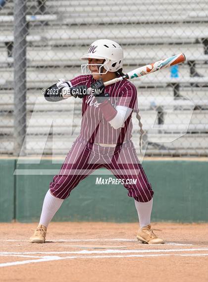 Thumbnail 3 in Marshall vs Churchill photogallery.