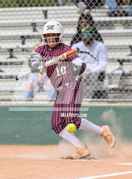 Thumbnail 2 in Marshall vs Churchill photogallery.