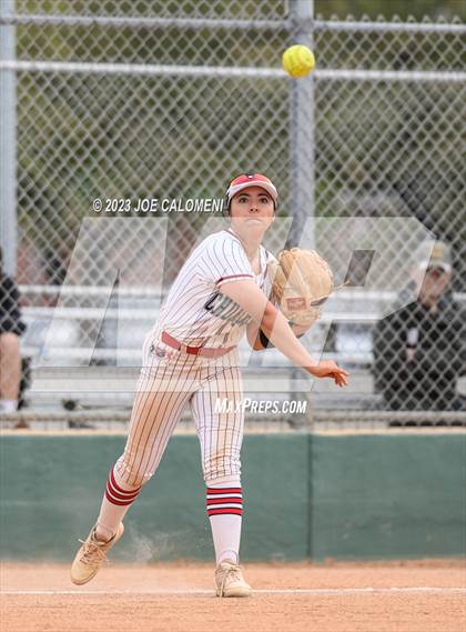 Thumbnail 2 in Marshall vs Churchill photogallery.
