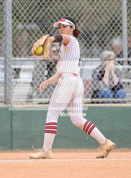 Thumbnail 2 in Marshall vs Churchill photogallery.
