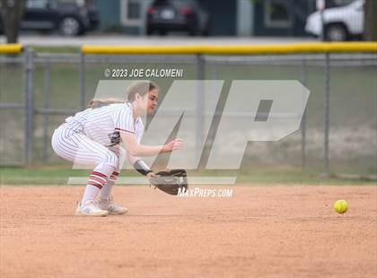 Thumbnail 2 in Marshall vs Churchill photogallery.