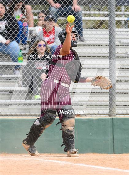 Thumbnail 3 in Marshall vs Churchill photogallery.