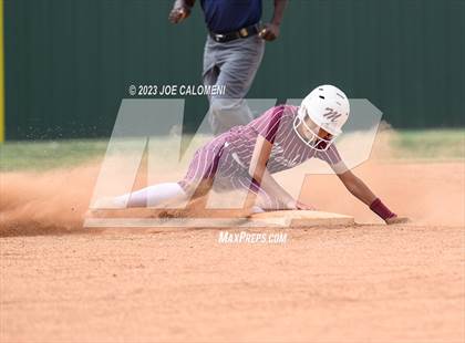 Thumbnail 2 in Marshall vs Churchill photogallery.