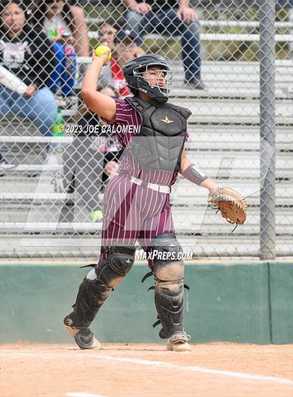 Thumbnail 2 in Marshall vs Churchill photogallery.