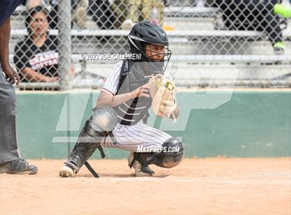 Thumbnail 2 in Marshall vs Churchill photogallery.