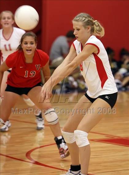 Thumbnail 3 in Vista Ridge vs. McCullum (Rebel Bash) photogallery.
