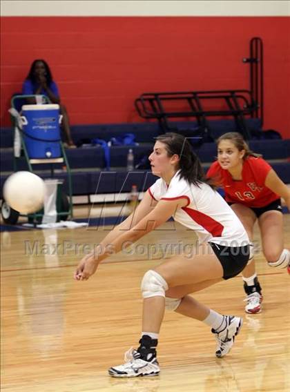 Thumbnail 3 in Vista Ridge vs. McCullum (Rebel Bash) photogallery.