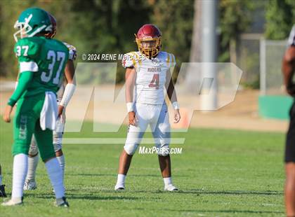 Thumbnail 2 in Roosevelt vs Eagle Rock photogallery.