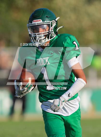 Thumbnail 3 in Roosevelt vs Eagle Rock photogallery.