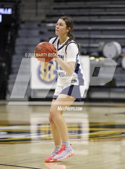 Thumbnail 2 in Father Tolton vs Meadville (Norm Stewart Classic) photogallery.