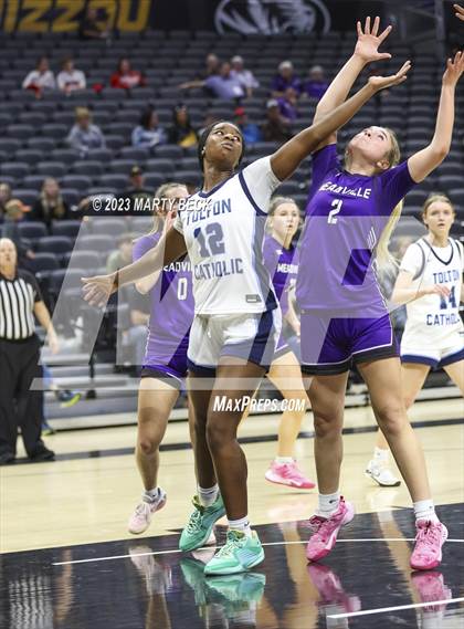 Thumbnail 3 in Father Tolton vs Meadville (Norm Stewart Classic) photogallery.