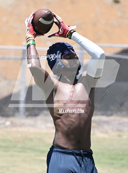 Thumbnail 1 in Sierra Canyon vs. Millikan (South County Tournament) photogallery.