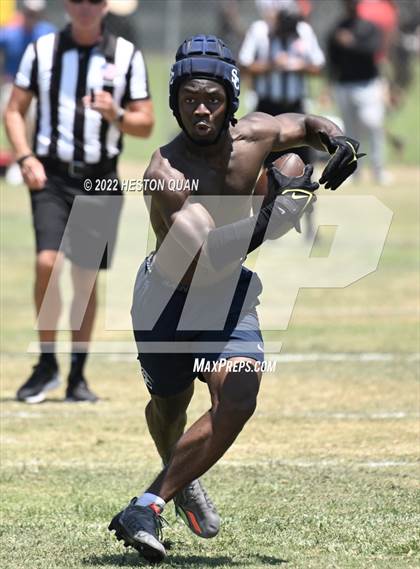 Thumbnail 1 in Sierra Canyon vs. Millikan (South County Tournament) photogallery.
