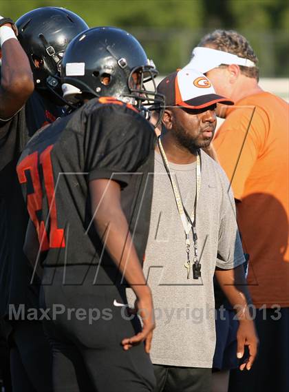 Thumbnail 2 in FR: Longview @ Gilmer photogallery.