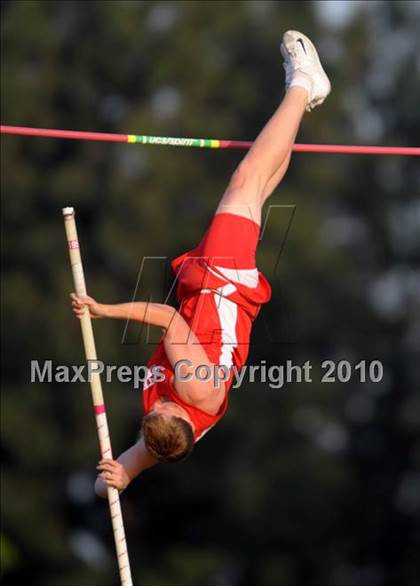 Thumbnail 3 in Arcadia Invitational XXXIII photogallery.