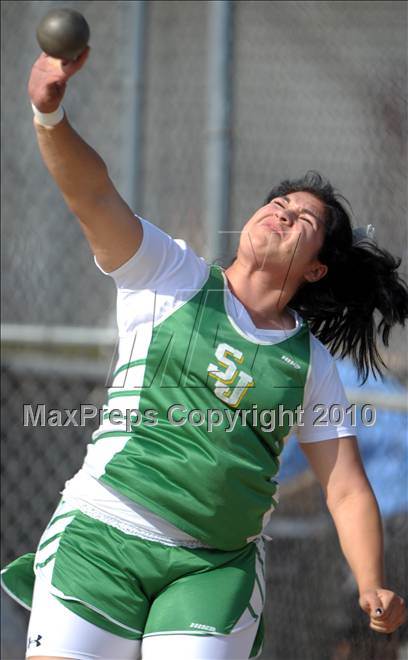 Thumbnail 3 in Arcadia Invitational XXXIII photogallery.
