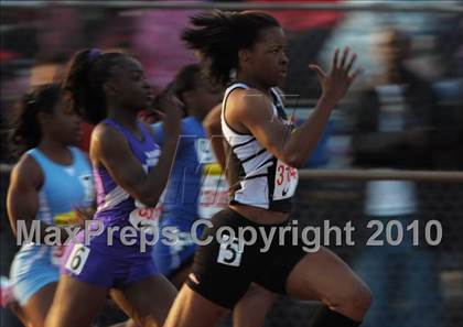 Thumbnail 2 in Arcadia Invitational XXXIII photogallery.