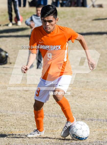Thumbnail 3 in Camelback vs. Douglas (Bohdie Larson Celebration Classic) photogallery.