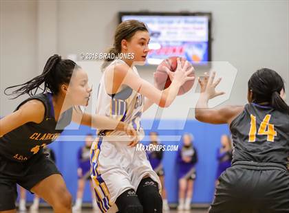 Thumbnail 3 in Clarksville Academy vs Goodpasture Christian (TSSAA District 4 Semifinal) photogallery.