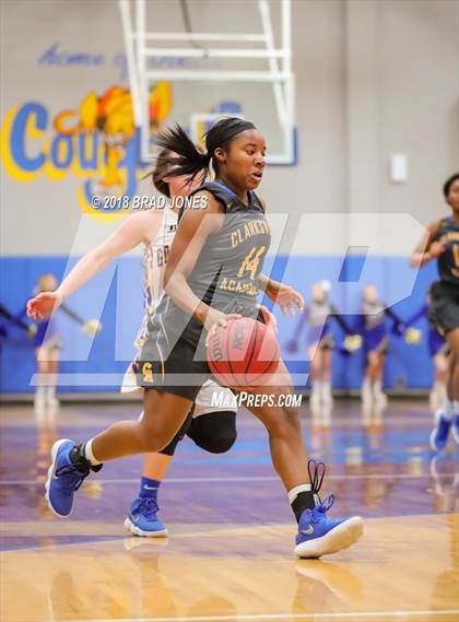 Thumbnail 2 in Clarksville Academy vs Goodpasture Christian (TSSAA District 4 Semifinal) photogallery.