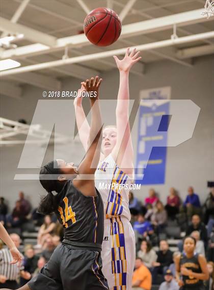 Thumbnail 1 in Clarksville Academy vs Goodpasture Christian (TSSAA District 4 Semifinal) photogallery.