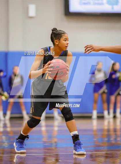 Thumbnail 2 in Clarksville Academy vs Goodpasture Christian (TSSAA District 4 Semifinal) photogallery.