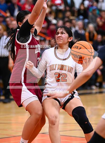 Thumbnail 2 in Lowell @ Half Moon Bay (CIF D4 NorCal Final) photogallery.
