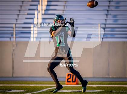 Thumbnail 1 in Etiwanda @ Upland photogallery.