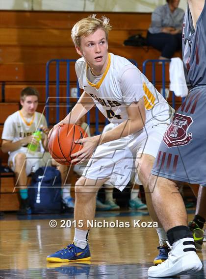 Thumbnail 2 in Torrance vs El Segundo (El Segundo Tournament) photogallery.