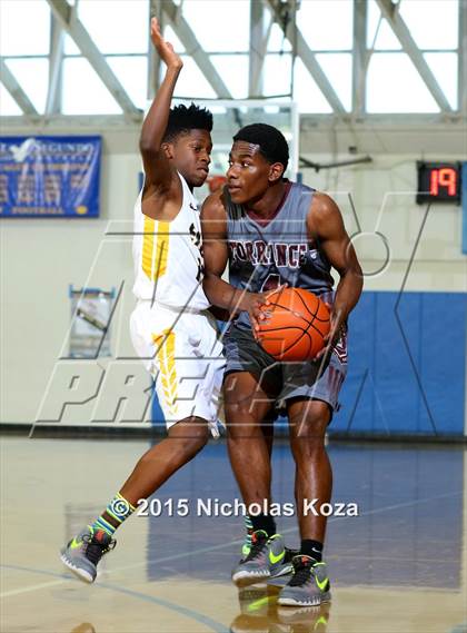 Thumbnail 1 in Torrance vs El Segundo (El Segundo Tournament) photogallery.