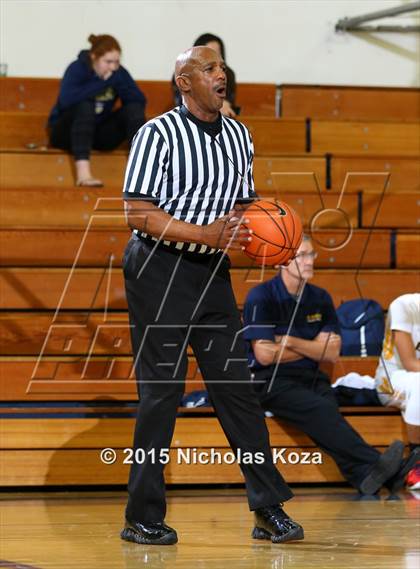 Thumbnail 3 in Torrance vs El Segundo (El Segundo Tournament) photogallery.