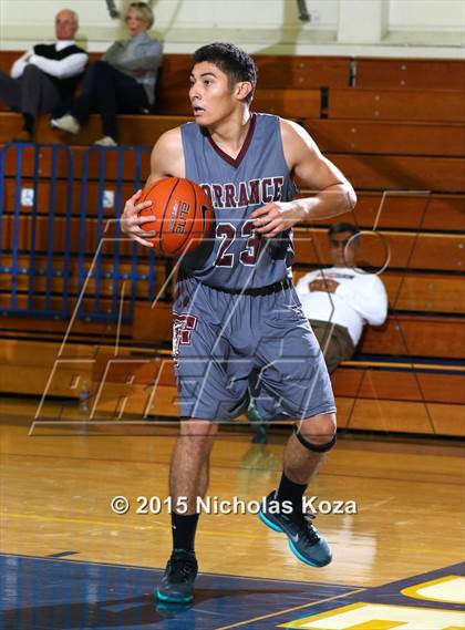 Thumbnail 2 in Torrance vs El Segundo (El Segundo Tournament) photogallery.