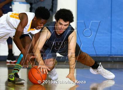 Thumbnail 3 in Torrance vs El Segundo (El Segundo Tournament) photogallery.