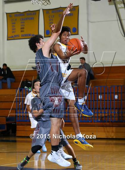 Thumbnail 1 in Torrance vs El Segundo (El Segundo Tournament) photogallery.