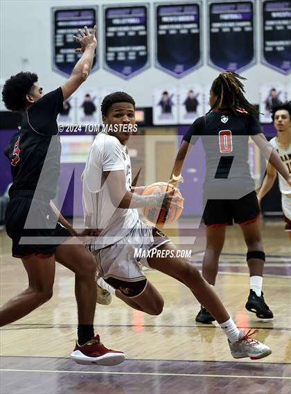 Thumbnail 2 in The Rock vs. Harding University photogallery.