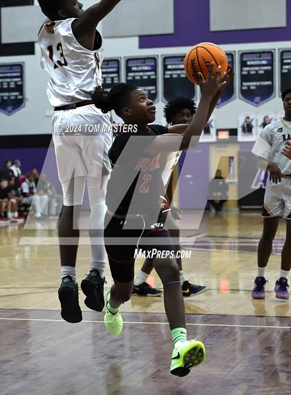 Thumbnail 2 in The Rock vs. Harding University photogallery.