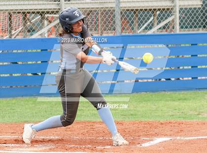 Thumbnail 1 in Carroll vs Veterans Memorial (UIL 5A Area Playoff) photogallery.