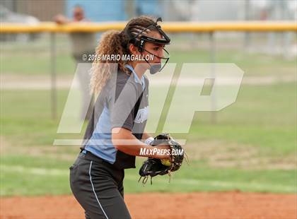 Thumbnail 3 in Carroll vs Veterans Memorial (UIL 5A Area Playoff) photogallery.