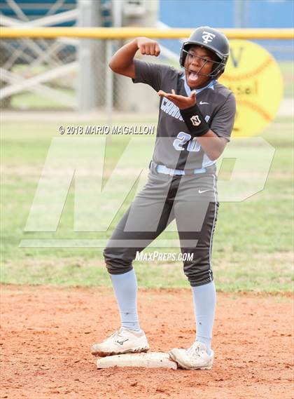 Thumbnail 3 in Carroll vs Veterans Memorial (UIL 5A Area Playoff) photogallery.