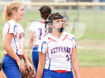 Thumbnail 3 in Carroll vs Veterans Memorial (UIL 5A Area Playoff) photogallery.