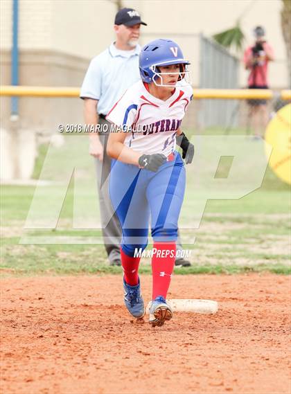 Thumbnail 3 in Carroll vs Veterans Memorial (UIL 5A Area Playoff) photogallery.