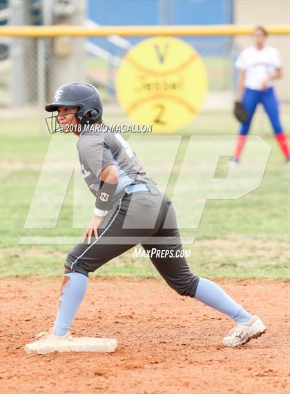 Thumbnail 3 in Carroll vs Veterans Memorial (UIL 5A Area Playoff) photogallery.