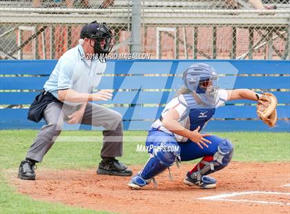 Thumbnail 2 in Carroll vs Veterans Memorial (UIL 5A Area Playoff) photogallery.